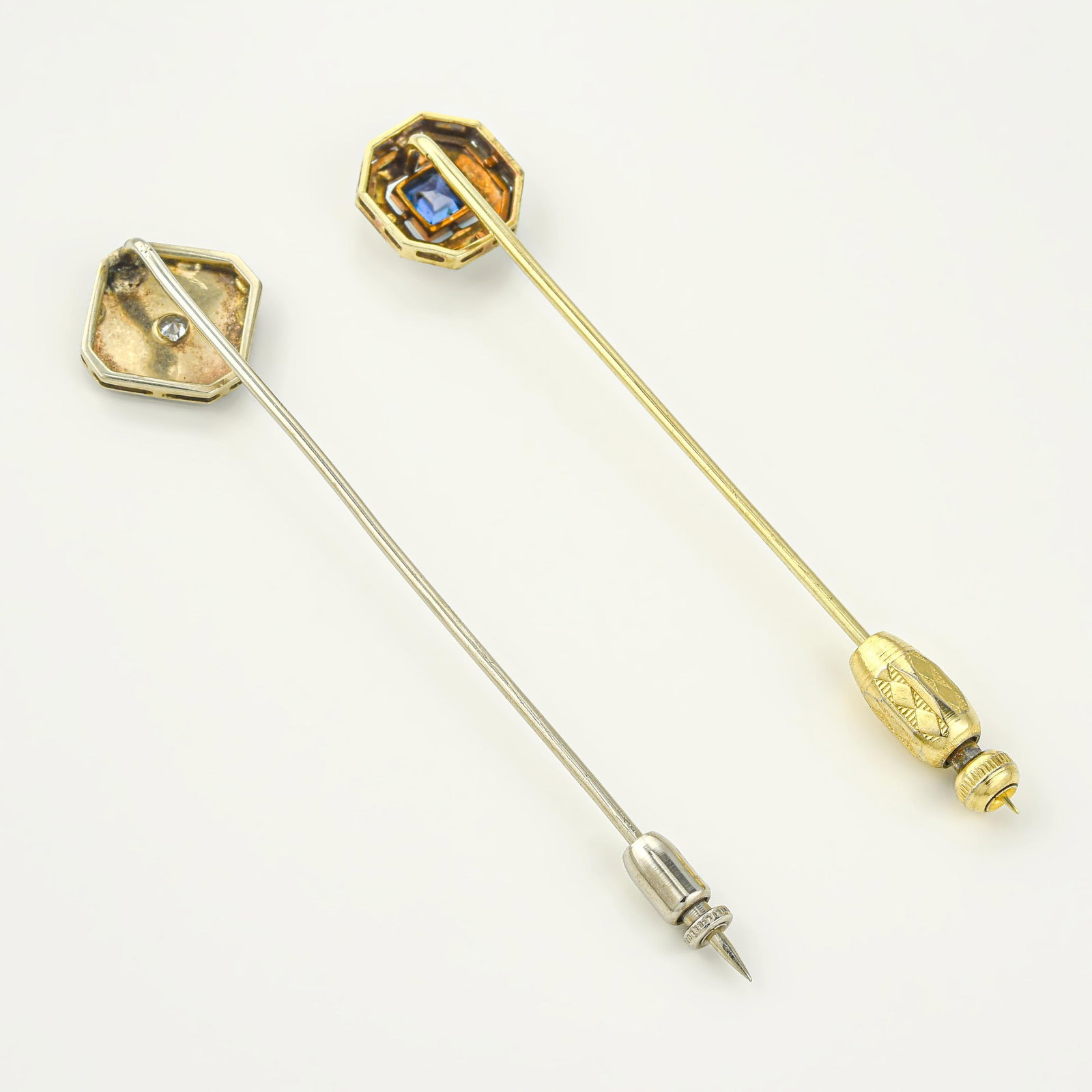 Pair of Fine Gemstone Stick Pins in Gold and Enamel - 2