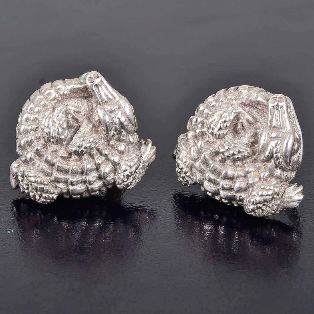 Kieselstein Cord alligator gold ear studs: Stamped Kieselstein Cord, 1988, 18k gold. Measures approx. 0.39 x 0.47 in., weight 8.9 g