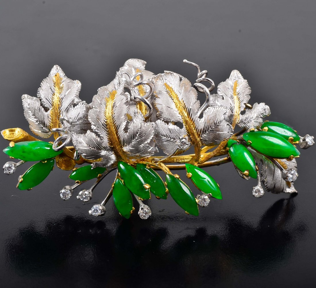 Buccellati jade diamond brooch: Buccellati jade diamond brooch, signed M. Buccellati, Measures approx. 1.25 x 2 1/2 in., weight 17 grams