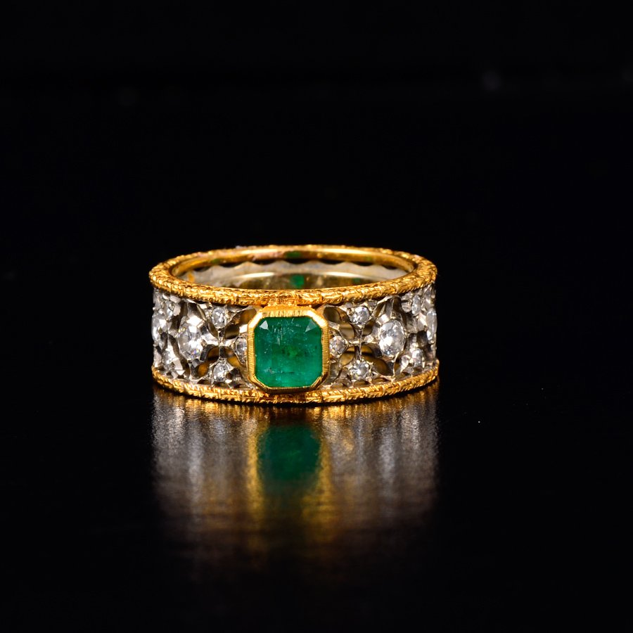 Buccellati gold diamond emerald ring: Stamped M. Buccellati, 18k gold. size 6 1/4, weight 6.2 g