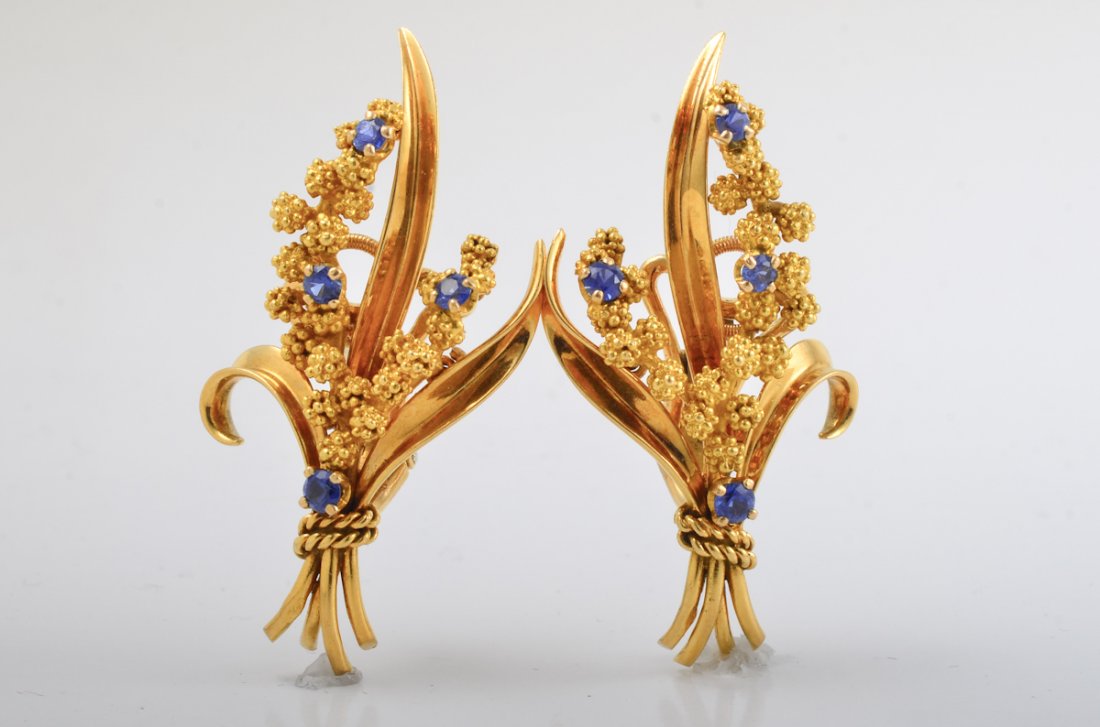 Fred Sapphire Gold Earrings (1 of 3)