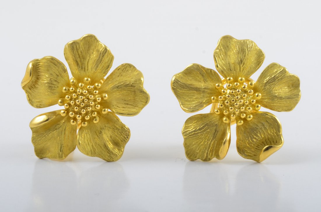 Tiffany Gold Flower Ear Clips (1 of 3)