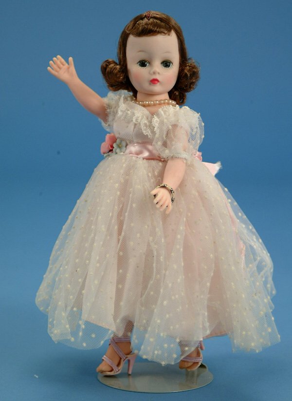 9" Madame Alexander Cissette, all orig untagged cost
