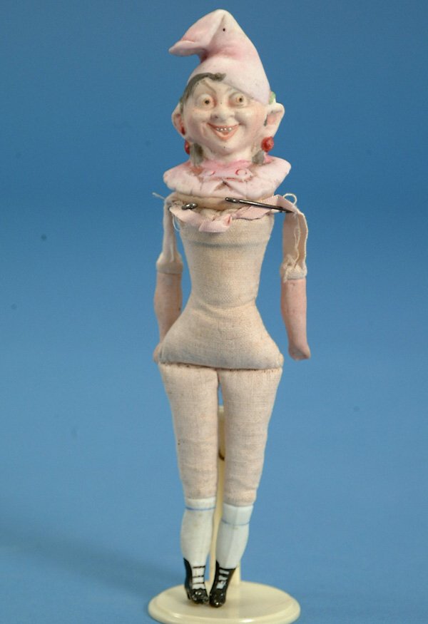 7.5" Hertwig bottle top character doll, cloth body,