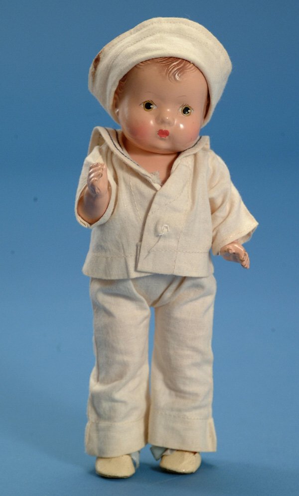 7.5" Effanbee Patsy Tinyette, all comp, br. painted: 7.5" Effanbee Patsy Tinyette, all comp, br. painted eyes, orig sailor costume, minor finger wear, EX, (est. $200 - $300)