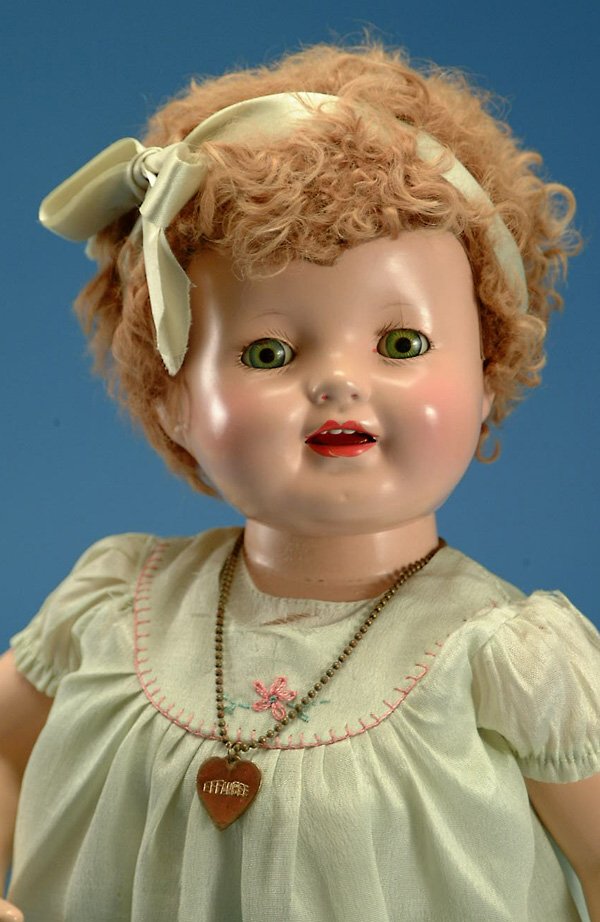 19" Effanbee Patsy Ann, all comp, w/tousle skin wi: 19" Effanbee Patsy Ann, all comp, w/tousle skin wig, gr. sl. eyes, orig silk dress w/tears, necklace, shoes & socks, excellent coloring, 2 craze lines above eye, slight surface crazing on body, VG, (e