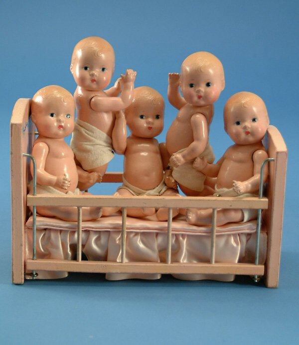 Effanbee Patsy Baby Tinyette Quints, 7" each, all: Effanbee Patsy Baby Tinyette Quints, 7" each, all comp, molded hair, bl. painted eyes, lot includes wooden crib, surface crazing, 2 dolls have cheek touchup, G, (est. $400 - $600)