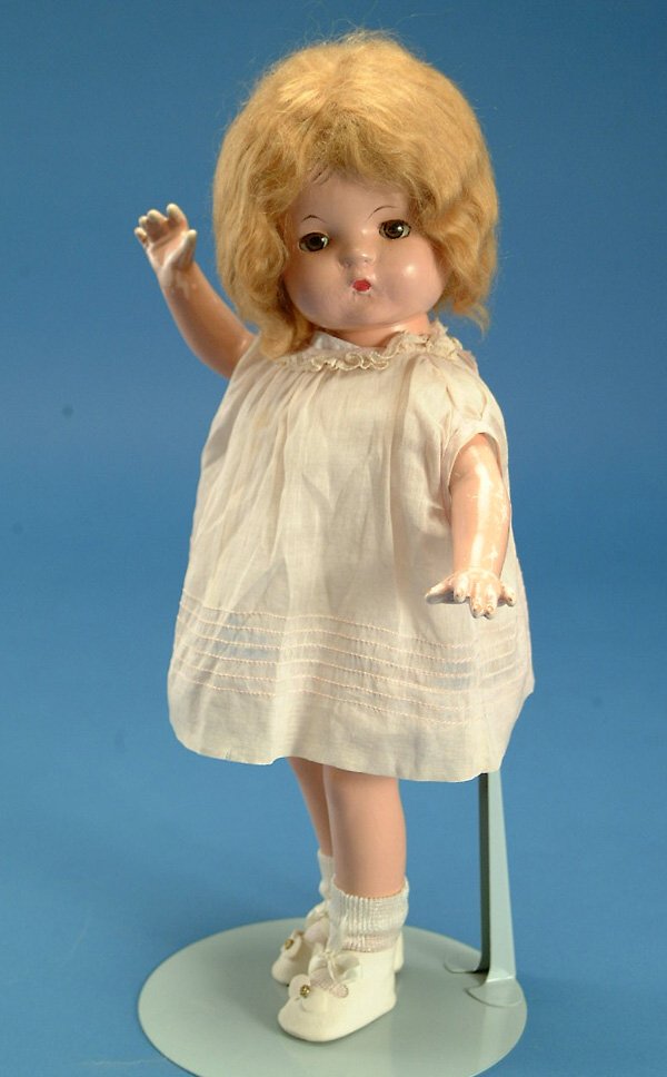 16" Effanbee wigged Patsy Joan, all comp, br. sl.: 16" Effanbee wigged Patsy Joan, all comp, br. sl. eyes, blonde mohair wig, vintage dress, repaint to face & flaking on body, F, (est. $75 - $100)