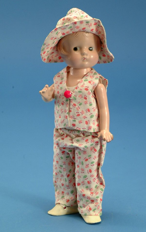 9" Effanbee Patsyette, all comp, br. painted eyes,: 9" Effanbee Patsyette, all comp, br. painted eyes, molded hair, vintage playsuit, overall paint loss & crazing, F, (est. $100 - $200)