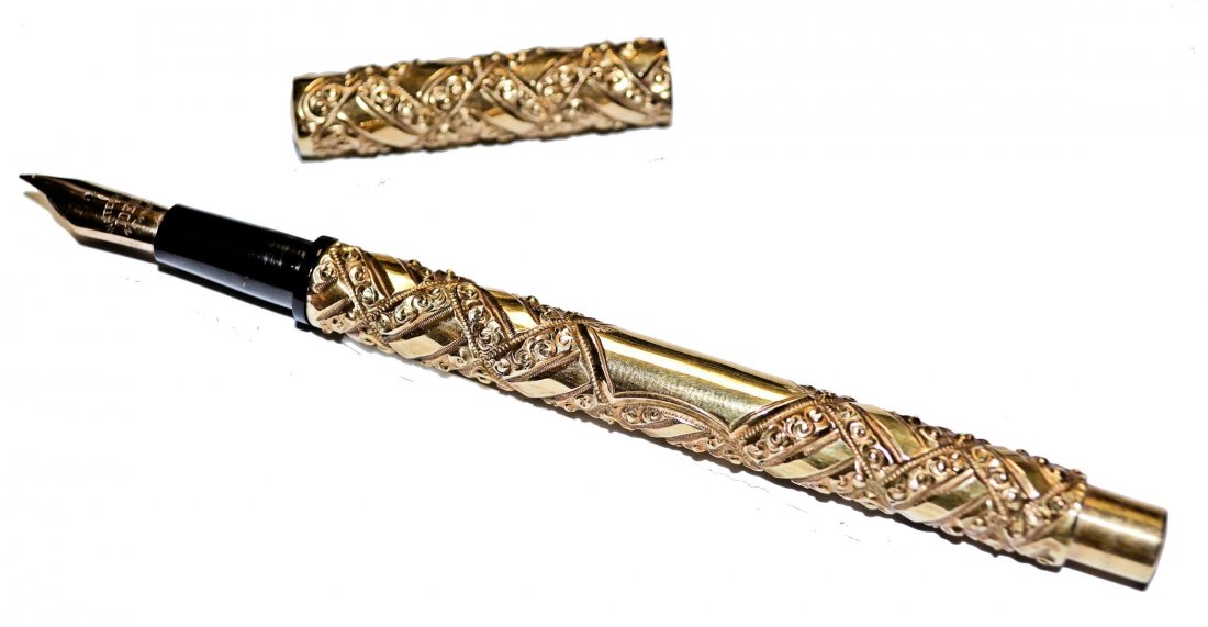 Rare Waterman Golpheresque G. F.l 1911 Fountain Pen,: Gold filled Waterman Golpheresque eyedropper; perfect condition; c. 1911; from an old family estate in Athens Georgia. 5-3/8" long.