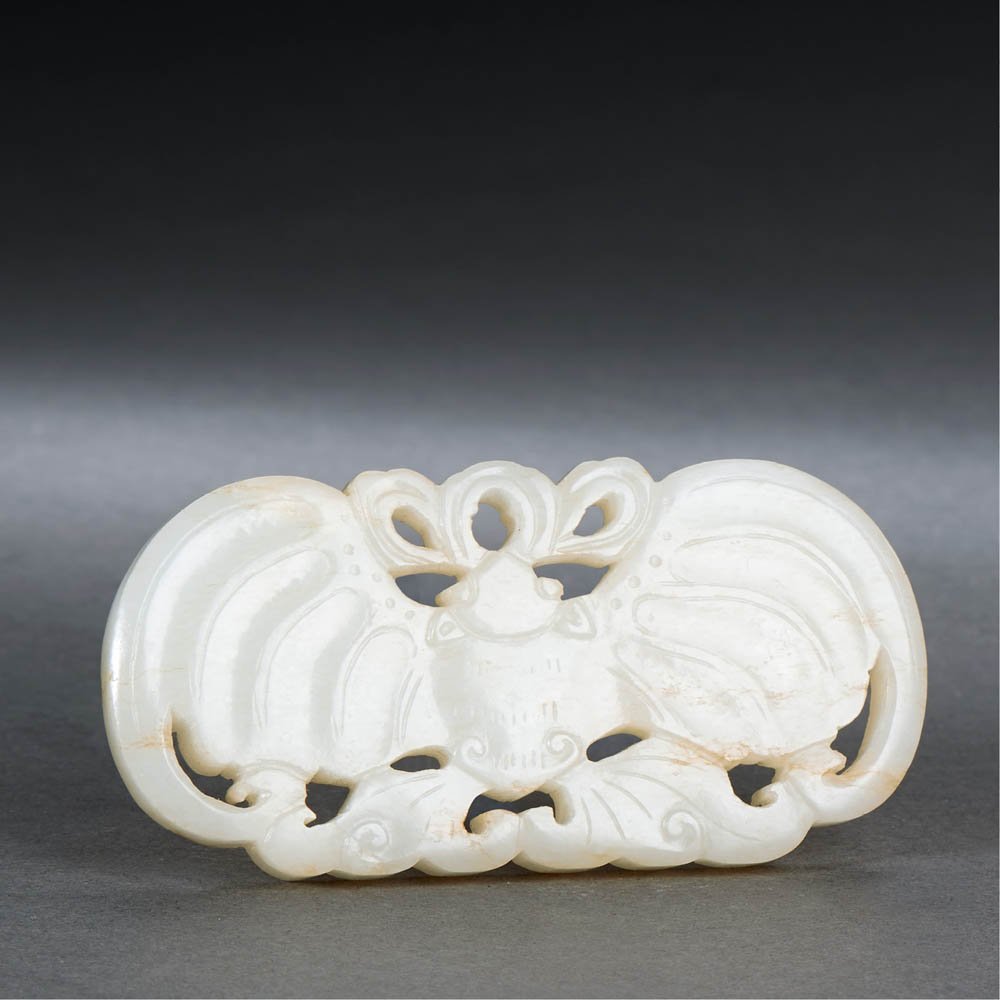 A CHINESE WHITE JADE BAT PENDANT (1 of 2)