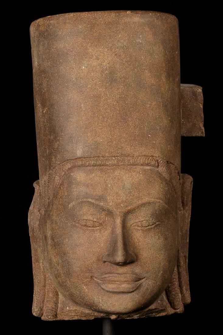 17th-18th Century Sandstone Vishnu Head - Protector & (1 of 11)