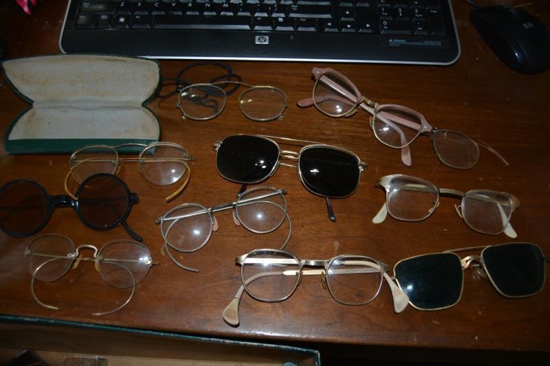 Eye Glasses: Lot of 10 pair of eye glasses, 2 pair are 12Kt gold filled frames