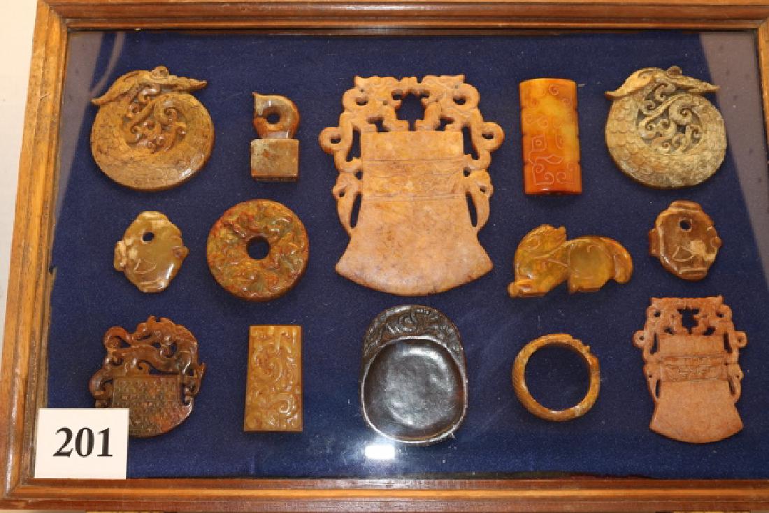 Chinese carved jade artifacts (1 of 4)