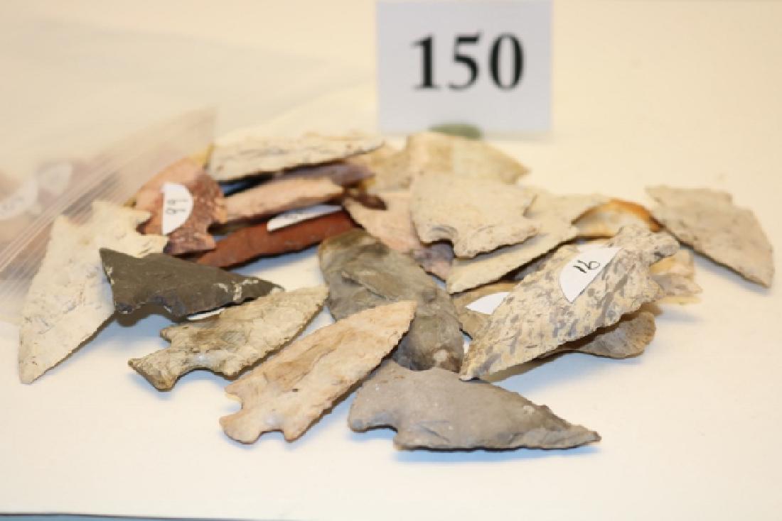 Bag of Twenty-Five Nice Flint Points (1 of 1)
