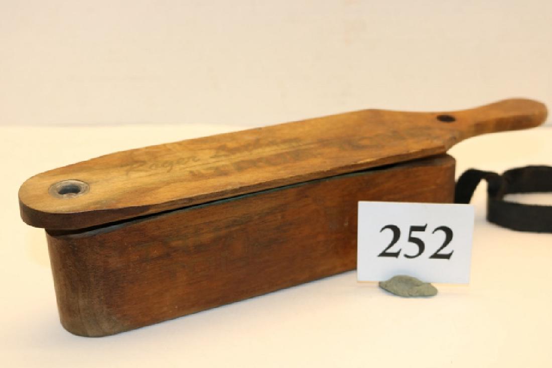 "Roger Latham TrueTone" box turkey call (1 of 2)