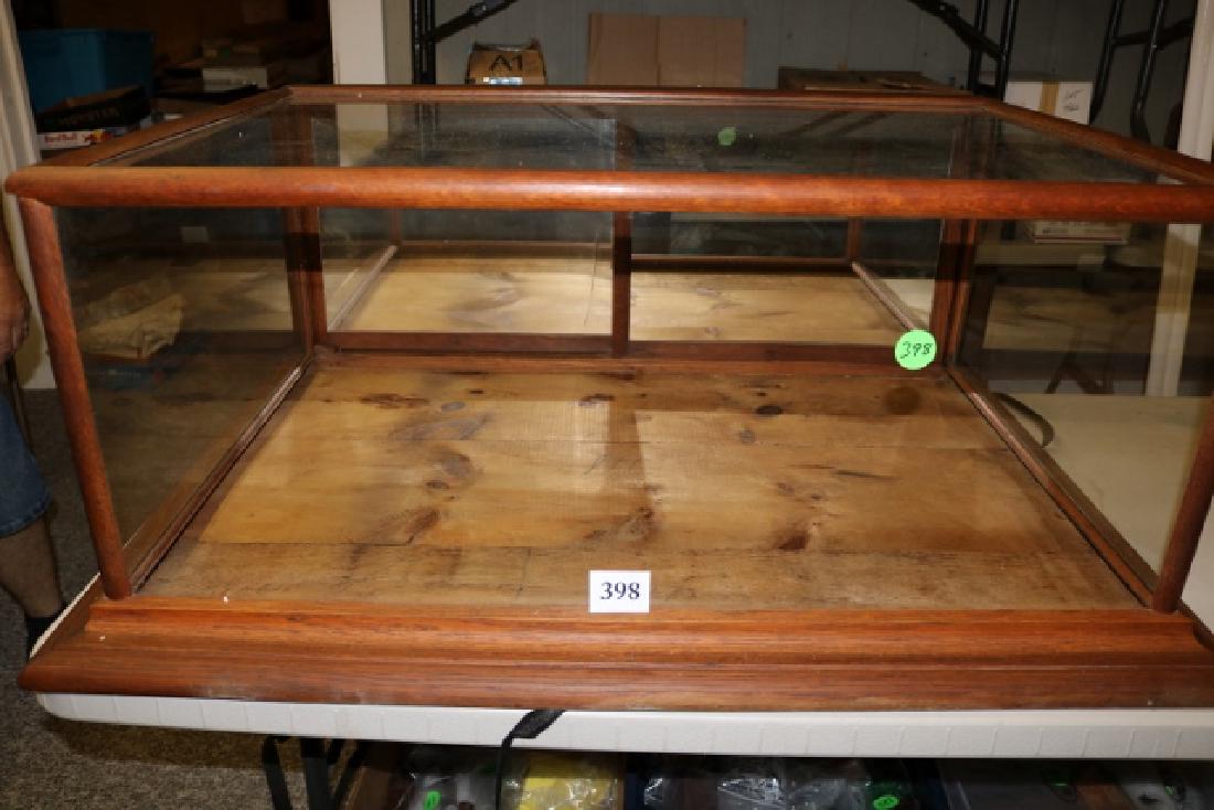 counter display cabinet - WILL NOT SHIP (1 of 3)