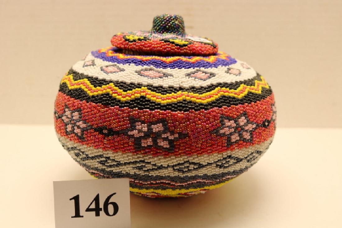 Lidded Paiute Basket (1 of 1)