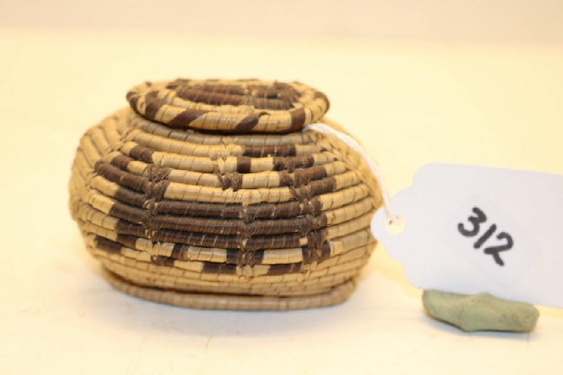 Miniature Oval Lidded Indian Basket (1 of 1)