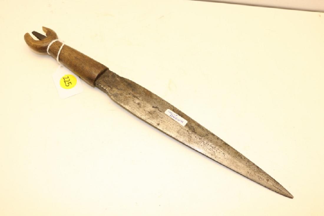 13 ½” Inuit Dagger: 13 1/2" Inuit Dagger, wood handle has a crack