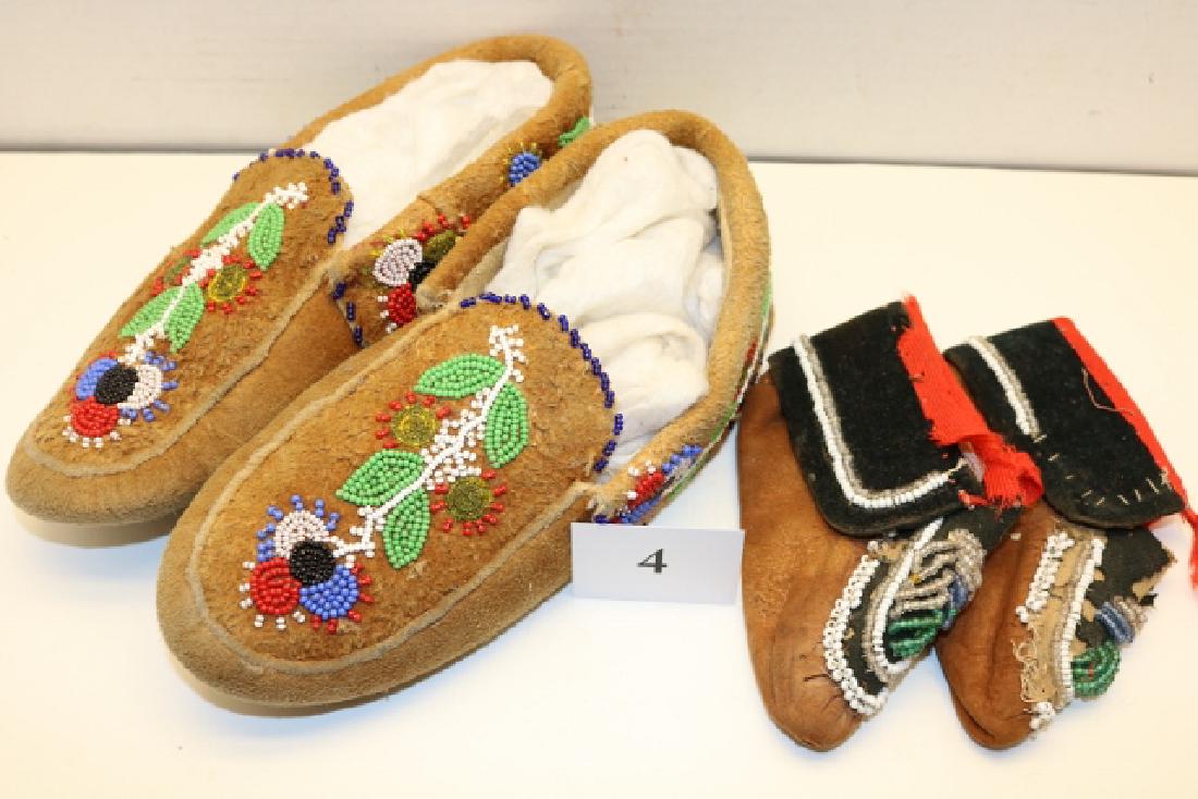 Pair Childs Mohawk Beaded Moccasins (1 of 2)