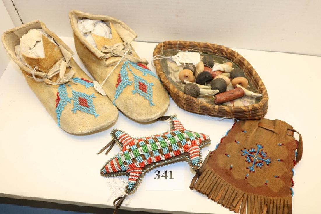 Beaded Lizard Fetish (1 of 1)