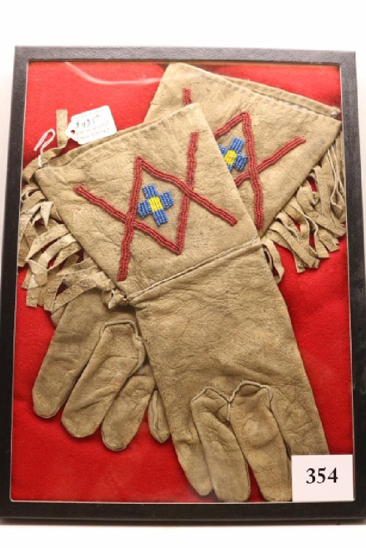 Pair Wild West Show Bead Decorated Gauntlets (1 of 3)
