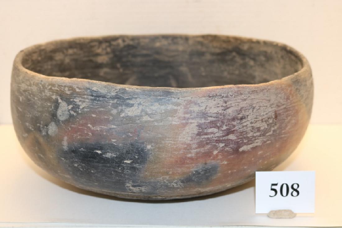 Large Pottery Bowl (1 of 2)