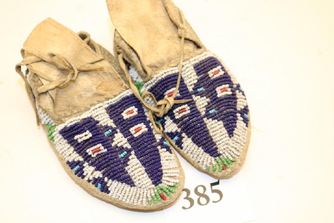 Pair Beaded Childs Moccasins (1 of 3)