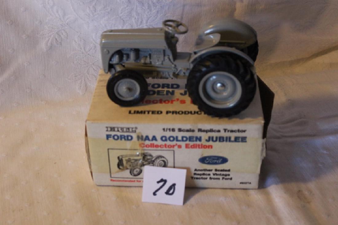 Ford NNA Golden Jubilee Tractor: Ford NNA Golden Jubilee Tractor