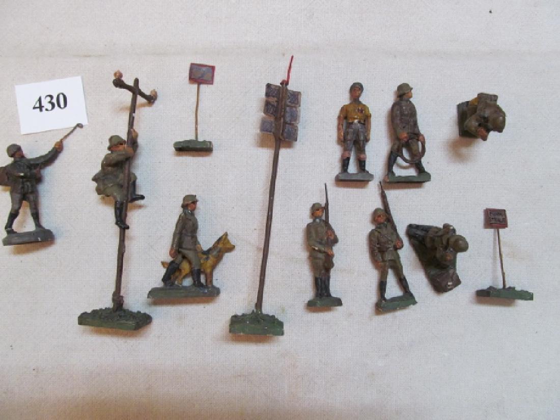Wonderful Set of Toy Soldiers WWII made from composite (1 of 3)