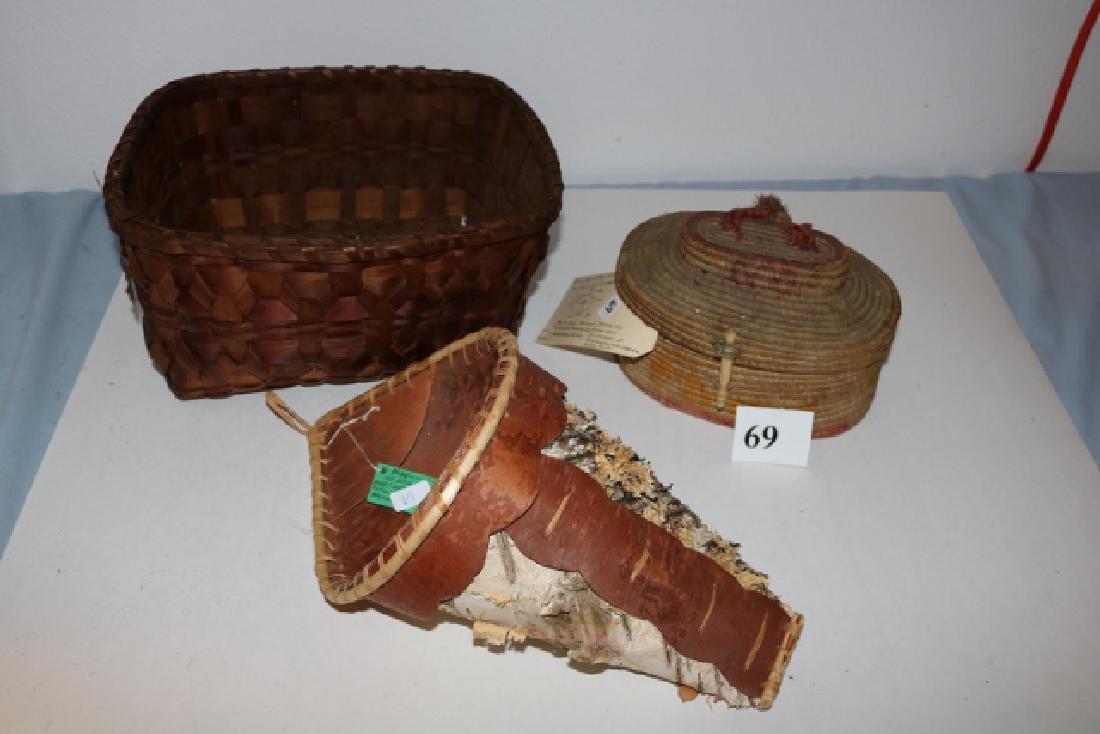 Lidded Eskimo Basket: 7 ½” x 6” x 4 ½” Lidded Eskimo Basket, Chippewa Birch Bark Basket Eastern Rect. Basket Splint