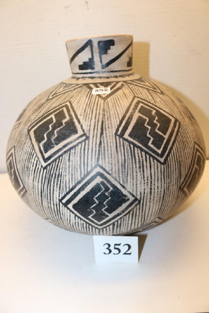 Black & White Mimbres Bowl: Black & White Mimbres Bowl Geometric Designs, Ex. Robert Johnson Coll - 10”