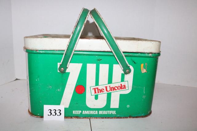 7 Up Tin Picnic Basket: 7 Up Tin Picnic Basket, Some wear and rust, 8" Tall x 13 ½" Wide