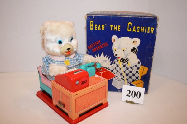 Bear the Cashier: Bear the Cashier with box