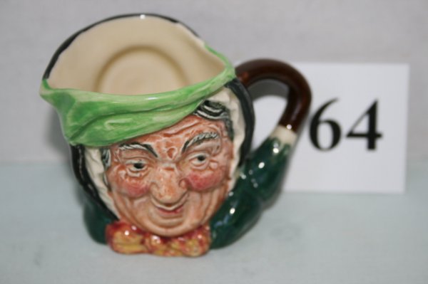 Royal Doulton Toby: Royal Doulton Toby-2 1/8 in. "Sairey Gamp"