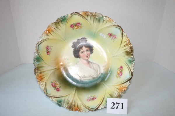 RS Prussia portrait deep bowl: RS Prussia red mark 10 in. portrait deep bowl-chip to bottom flange