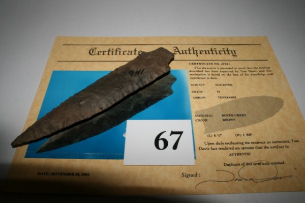 Dover Chert Elk River Point: 6 1/4" Dover Chert Elk River Point – Tenn. – Davis C.O.A. (Fine)