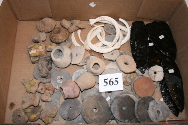 Job lot of Six Obsidian Blade: Job lot of Six Obsidian Blade, largest 5 5/8", Several Pottery and stone perforated Discs, Five Shell Bracelets, Group of Pre-Columbian Items including 4 miniature pots