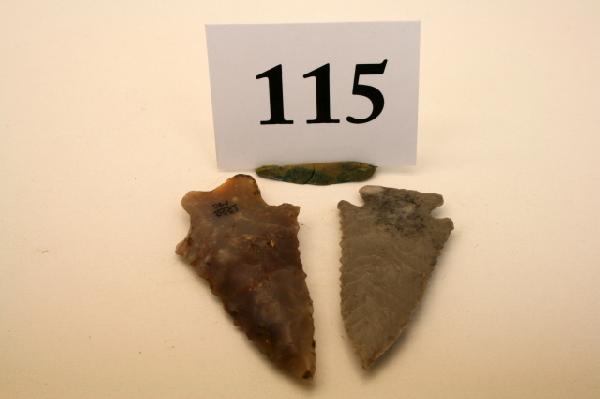 2 3/8" Flint Ridge Chalcedony Point: 2 pcs. 2 3/8” Flint Ridge Chalcedony Heavy Duty Point, 2 1/8” Corner Notch Point, Ohio