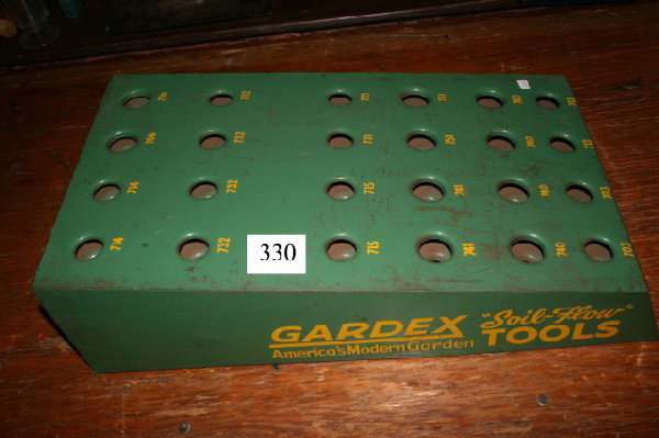 13" x 23" Garden Soil Flow Gardex Tool Tin Display: 13" x 23" Garden Soil Flow Gardex Tool Tin Display – Green & Yellow Paint