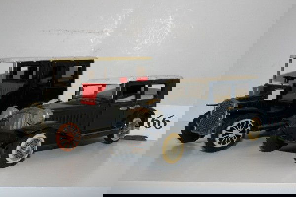 Cragston Old Time Cars: Cragston Old Time Cars – lot of 2 – Limousines – 1 missing 2 hubcaps – vg/ex