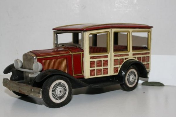 Bandai Tin Car: Bandai Tin Car – 7" Woody Wagon – ex.
