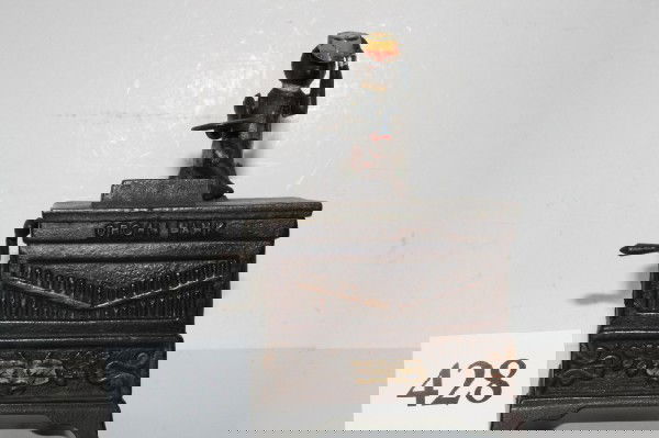 Kyser & Rex Organ Bank: Kyser & Rex Organ Bank – repair to monkeys back – vg