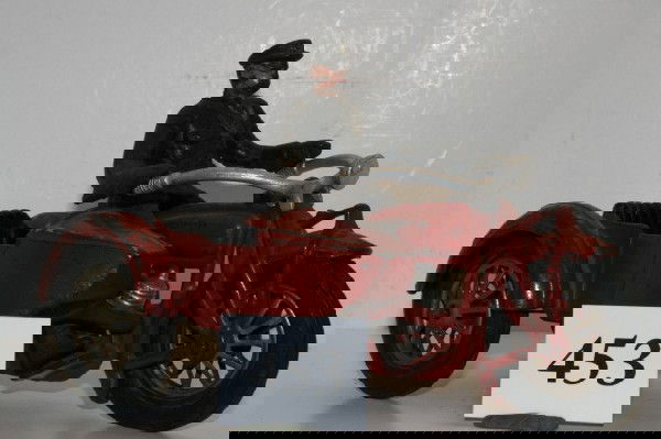 "Indian" Police Motorcycle: Hubley "Indian" Police Motorcycle with side car –working, no rider – 10