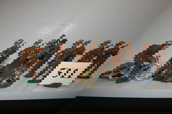 Barclay ManOil Dimestore Soldiers: Barclay ManOil Dimestore Soldiers – 11 pcs. – g/vg