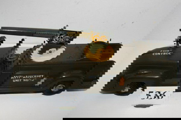 Marx Anti Aircraft Truck: Marx Anti Aircraft Truck Unit 12 – friction – working, ex. Condition – 12