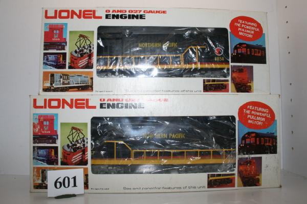 Lionel Northern Pacific U36B: Lionel Northern Pacific U36B & Dummy Unit – 6-8857, 6-8858 – MIB