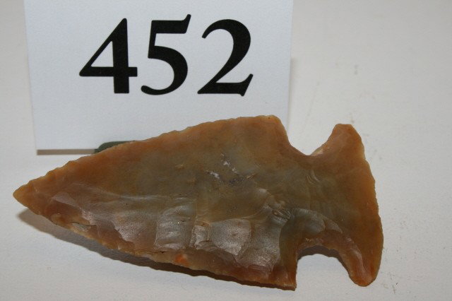 Chalcedony Hopewell Point: 2 5/8" Flint Ridge Chalcedony Hopewell Point