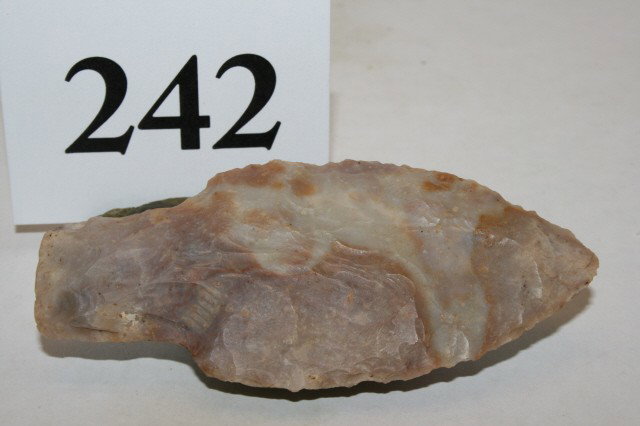 Boyles Chert Adena Point: 3 3/16" Boyles Chert Adena Point – Clark Co. Ohio – Ex. Arthur Altick Coll.